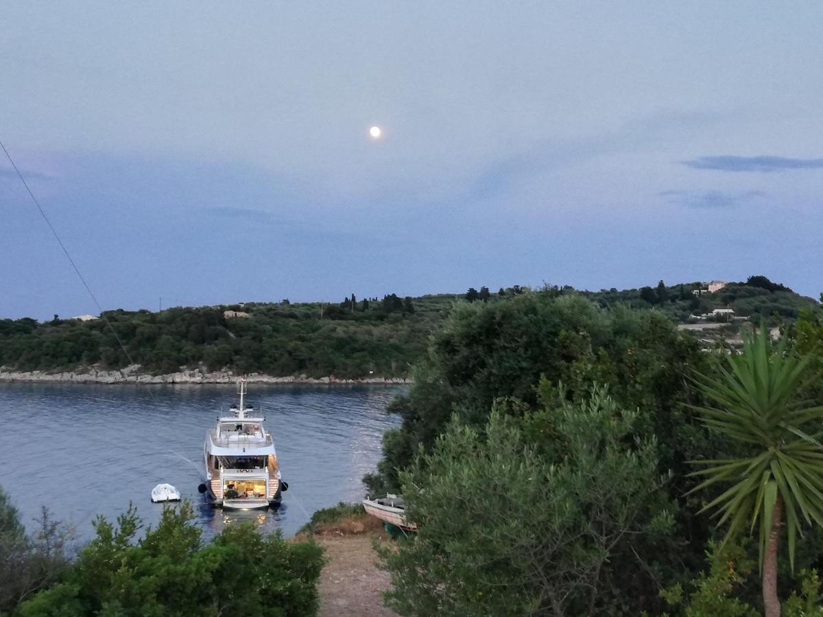 Nereidi Pool Villas Porto Ozias Kültér fotó